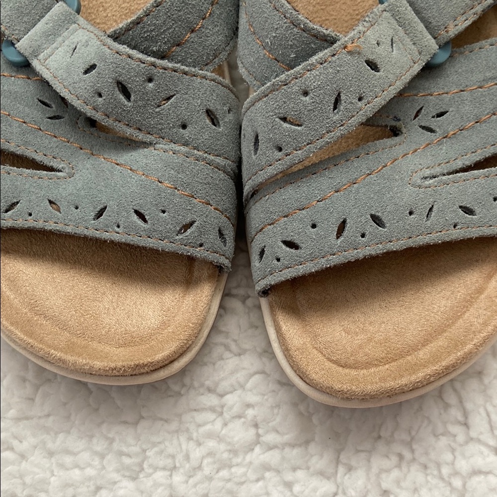 Earth Origins Morrocan Blue Sandals with Adjustable Straps Size 7 EUC - Picture 3 of 5